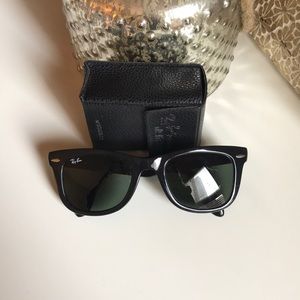 Ray ban folding wayfarer RB 4105